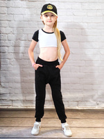 Children's black pump sweatpants.